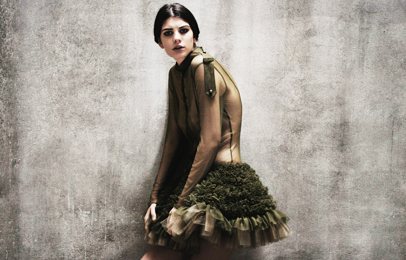  Rfi Interviu - Moda Conceptuală si influențele filosofice